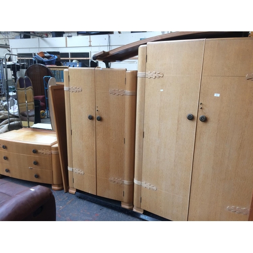 801 - AN ART DECO OAK BEDROOM SUITE COMPRISING OF A LARGE DOUBLE DOOR WARDROBE, SMALL DOUBLE DOOR WARDROBE... 