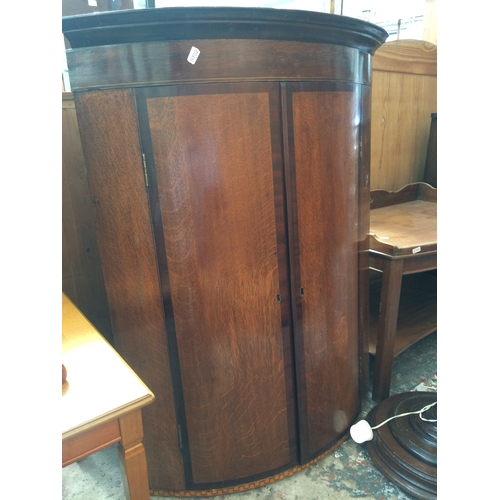 606 - SIX ITEMS TO INCLUDE A GEORGIAN MAHOGANY WALL HANGING CORNER CABINET, MAHOGANY TRAY ON STAND, MAHOGA... 