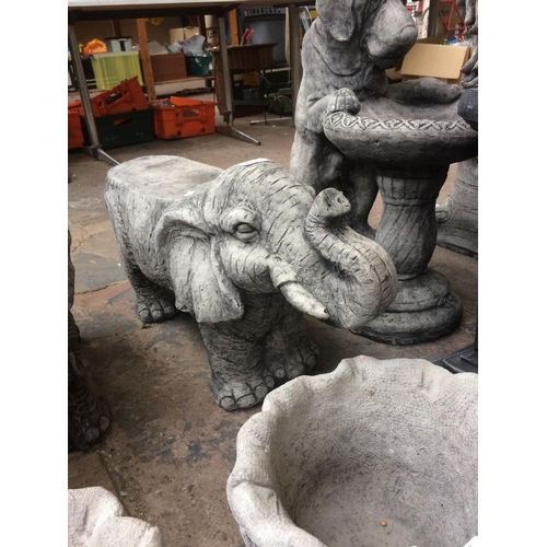 161 - A GOOD QUALITY RECONSTITUTED STONE AFRICAN ELEPHANT GARDEN SEAT