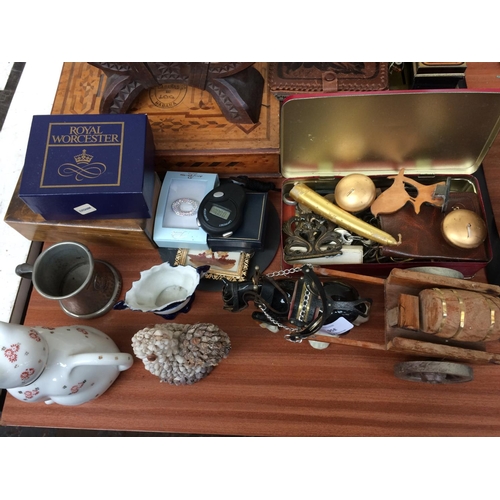 356 - A COLLECTION OF MIXED ITEMS TO INCLUDE, WRITING SLOPES, TIN BOXES, PAPERWEIGHT, KEYS ETC