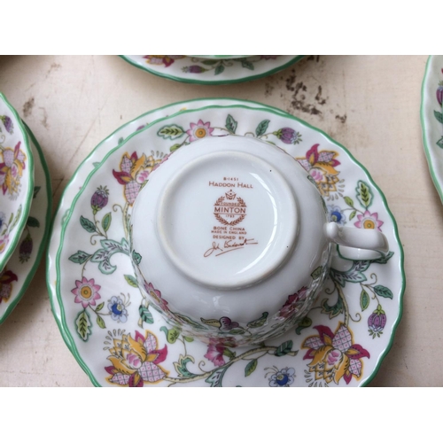 380 - A 33 PIECE MINTON HADDON HALL TEA SET