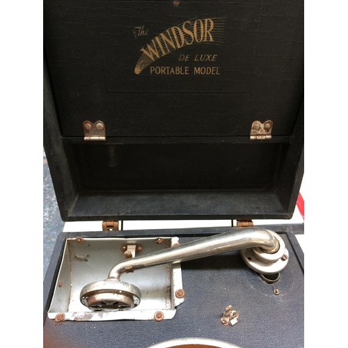 383 - A VINTAGE WINDSOR GRAMOPHONE