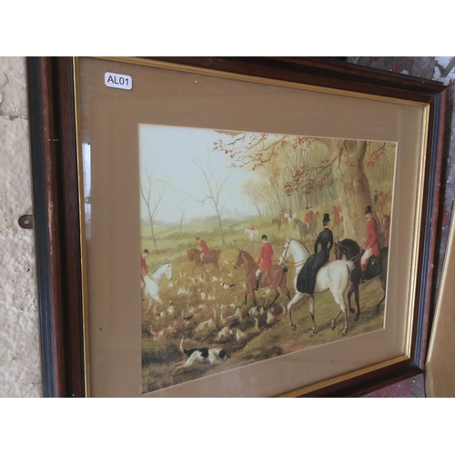 478 - TWO MAHOGANY FRAMED HUNTING SCENE PRINTS