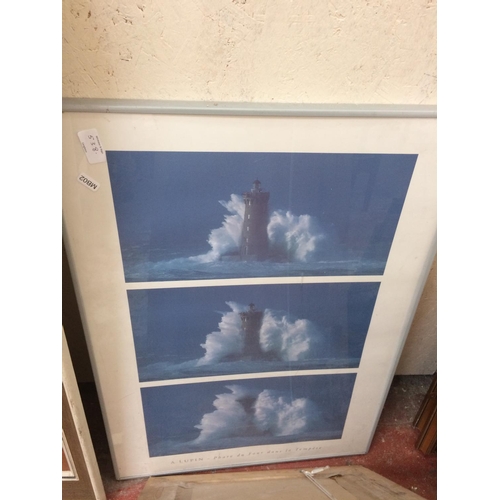 484 - TWO PICTURES TO INCLUDE A PRINT OF A LIGHTHOUSE SCENE AND A PINE FRAMED TEDDY BEAR PRINT