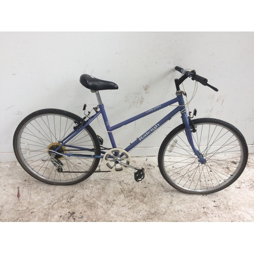 4 - A PURPLE RALEIGH CALYPSO GIRL'S MOUNTAIN BIKE WITH 5 SPEED SHIMANO GEAR SYSTEM