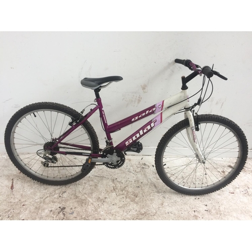 6 - A PURPLE AND WHITE GALA SOLAR LADIES MOUNTAIN BIKE WITH 18 SPEED SHIMANO GEAR SYSTEM