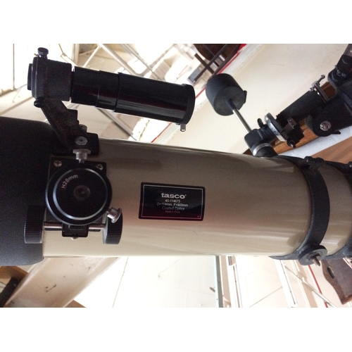 309 - A TASCO LUMINOVA TELESCOPE ON TRIPOD STAND