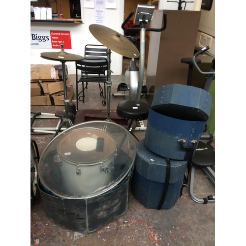 33 - A SELECTION OF DRUM EQUIPMENT TO INCLUDE TASCO CYMBAL AND HIGH-HAT, ROGERS DRUM, DRUM STOOL, DRUM CA... 