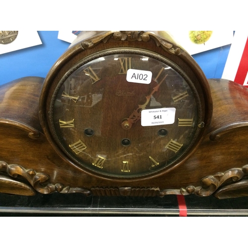 541 - A HERMLE WESTMINSTER CHIME MANTLE CLOCK WITH PENDULUM AND KEY