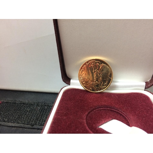 556 - A QUEEN ELIZABETH II 2012 22CT GOLD FULL SOVEREIGN WITH CERTIFICATE OF AUTHENTICITY