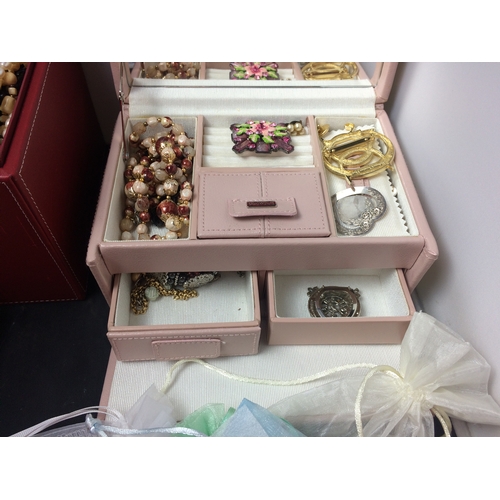 553 - TWO BOXES CONTAINING ASSORTED JEWELLERY AND WATCHES