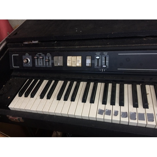 ROLAND electric piano MP700 ビンテージ-