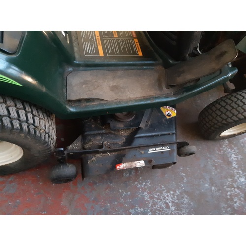 32 - A GREEN BOLENS 16 HYDRO RIDE ON TRACTOR LAWNMOWER, BRIGGS AND STRATTON ENGINE, ELECTRIC START, NEW B... 