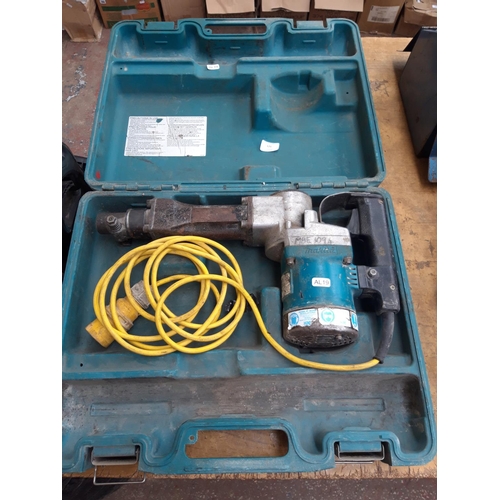 137 - A CASED MAKITA 110V ROCK BREAKER