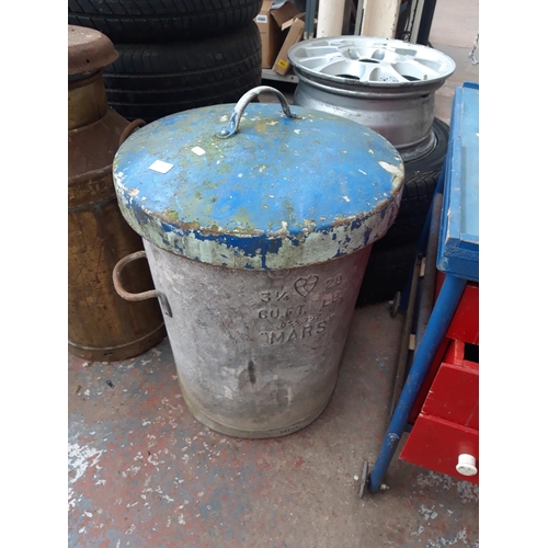 146 - A VINTAGE GALVANISED LIDDED DUSTBIN