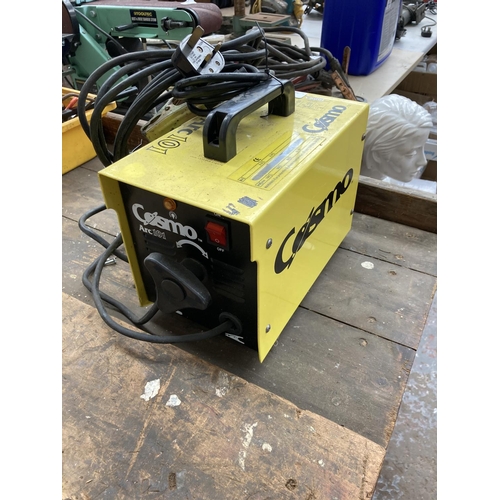 208 - A COSMO ARC 101 WELDER