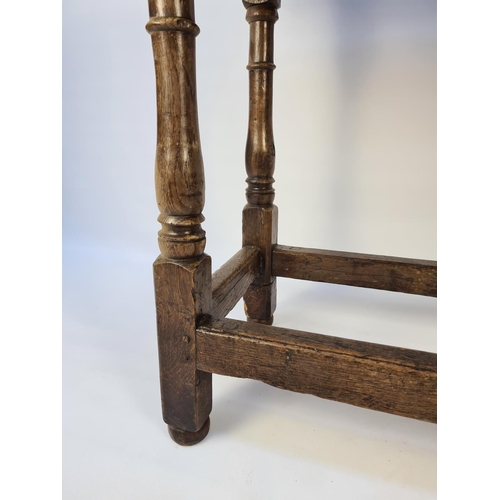 42 - AN EARLY 19TH CENTURY OAK AND ELM RECTANGULAR REFECTORY DINING TABLE WITH LOWER STRETCHERS AND THREE... 