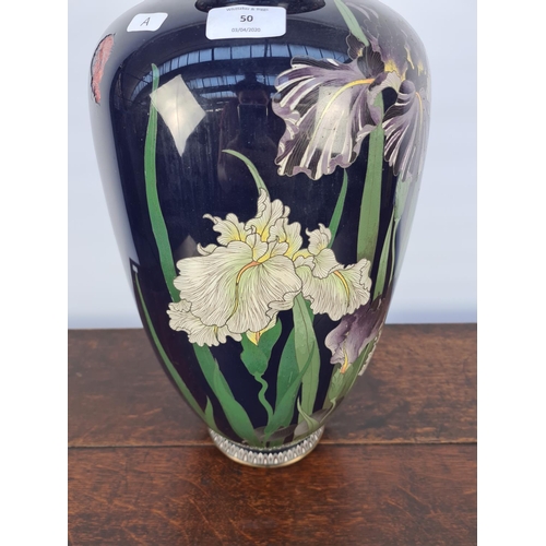 59 - AN EARLY 20TH CENTURY COBALT BLUE CLOISONNE VASE WITH STYLIZED FLORAL DETAILING AND REPEATED PATTERN... 