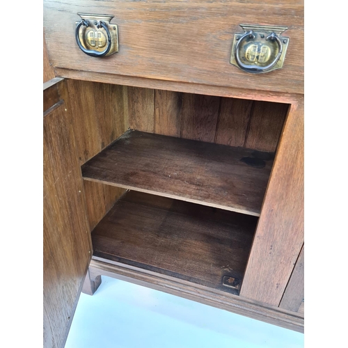 61 - AN ART NOUVEAU CARVED OAK DRESSER WITH TWO LOWER DOORS, TWO DRAWERS WITH EXCELLENT QUALITY ORIGINAL ... 