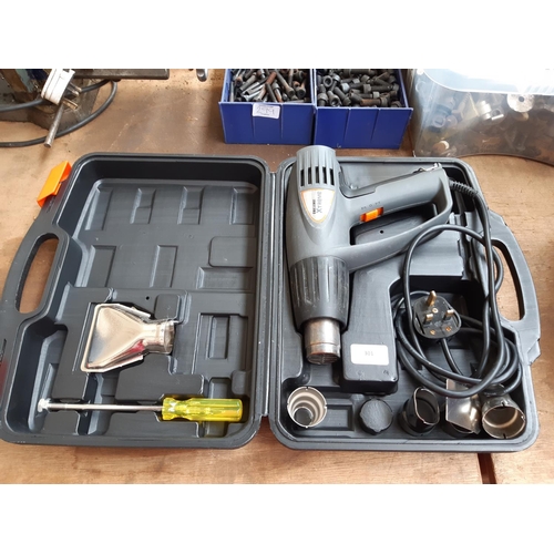 A CASED CHALLENGE XTREME HG2000XP HOT AIR GUN