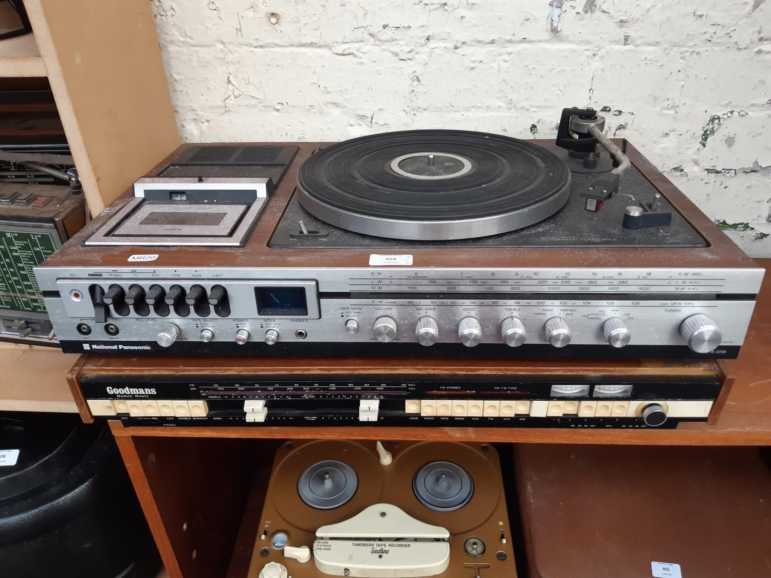 My thrift store find. A national Panasonic SG-2070L in very fine condition.  : r/turntables
