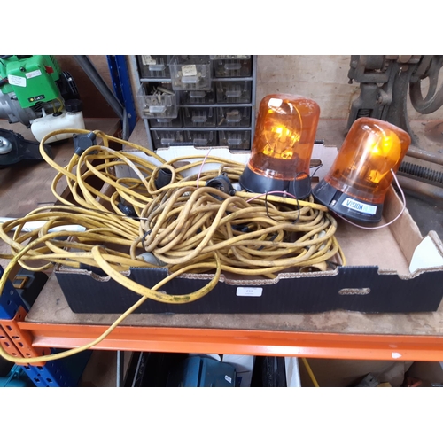 328 - A BOX CONTAINING TWO ORANGE SAFETY VEHICLE WARNING LIGHTS AND 110V LIGHT CABLES