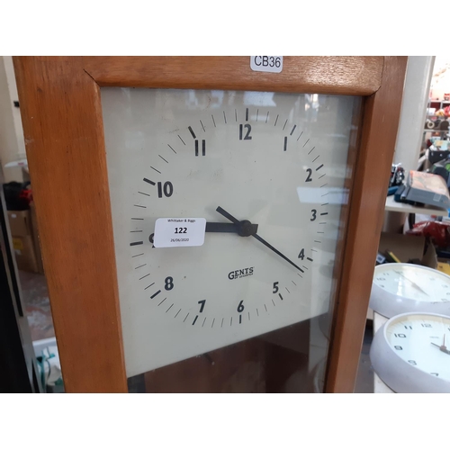 122 - A LIGHT OAK CASED GENTS OF LEICESTER PULSYNETIC C7 MASTER CLOCK WITH WHITE ENAMEL DIAL