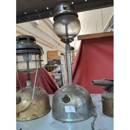 357 - SIX ITEMS TO INCLUDE ORIGINAL TILLEY LAMPS, BRASS BLOW TORCHES, CALOR GAS BLOW TORCH ETC.