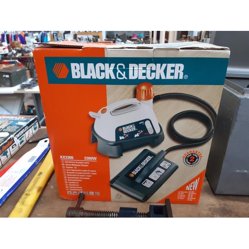 385 - A BOXED BLACK & DECKER KX3300 WALLPAPER STEAMER