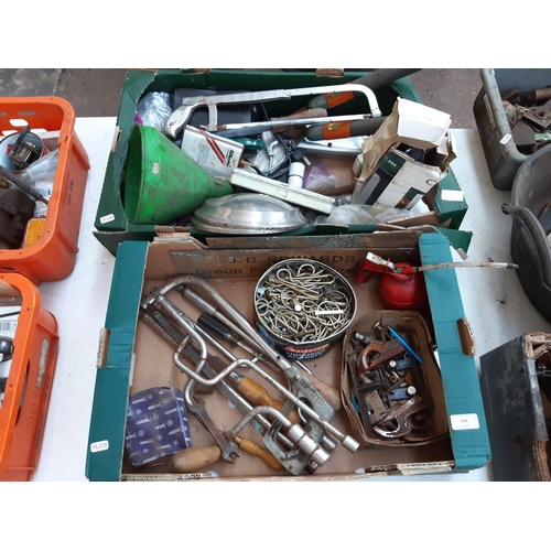 433 - TWO MIXED BOXES CONTAINING ECLIPSE HACKSAW, WOODEN HANDLED SCREWDRIVERS, OIL CAN, GARDEN SHEARS ETC.