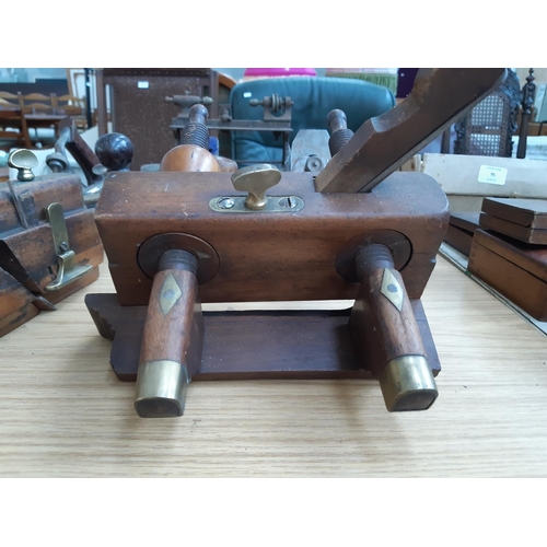 94 - TWO 19TH CENTURY WOOD PLANES TO INCLUDE A WATSONS OF LEEDS MOVING FILLISTER PLANE AND A SCREW STEM S... 