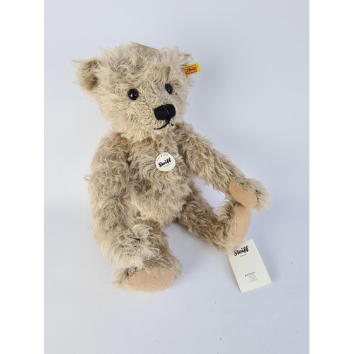 255 - A STEIFF 000454 CARAMEL CLASSIC TEDDY BEAR - MEASURING APPROX. 40CM