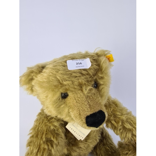 256 - A STEIFF 004810 DARK BLONDE CLASSIC TEDDY BEAR