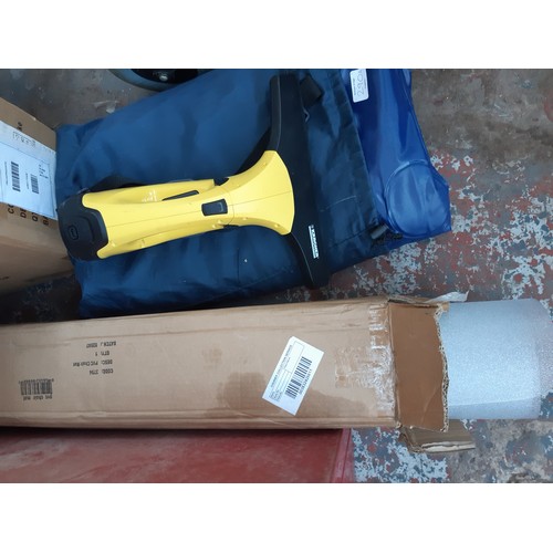 290A - A MIXED LOT TO INCLUDE A BLACK AND YELLOW KARCHER WINDOW VAC, RED PLASTIC FOLDING PICNIC SET, MINI E... 