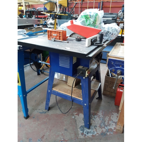 300 - A BLACK AND BLUE RECORD POWER RSTS10 ELECTRIC TABLE SAW