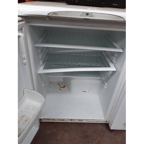 336 - A HOTPOINT FUTURE RLA30 UNDER COUNTER FRIDGE