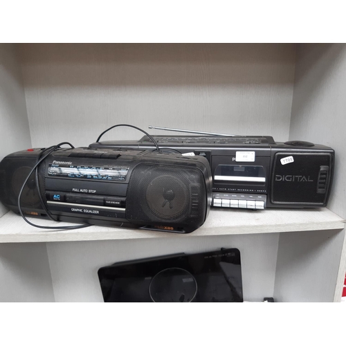 352 - TWO ITEMS TO INCLUDE A PANASONIC RX FS 420 PORTABLE RADIO CASSETTE AND A PHILIPS PORTABLE RADIO CASS... 