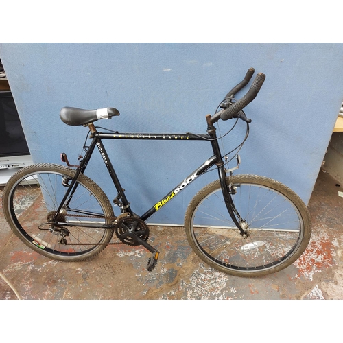 256 - A black Coventry Eagle Black Rock gents mountain bike with 18 speed shimano gear system
