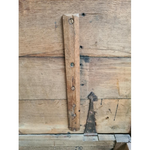 237 - A Georgian inlaid oak mule chest with two lower drawers, brass regency handles and bone estucheon