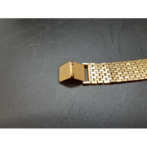 123 - A gents Longines Quartz Flagship 7292 wristwatch with white dial, gold tone hourly batons, the date ... 