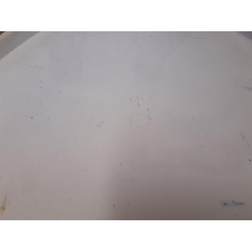 32 - A large Victorian Davenport blue and white turkey serving plate with repeated border and central des... 