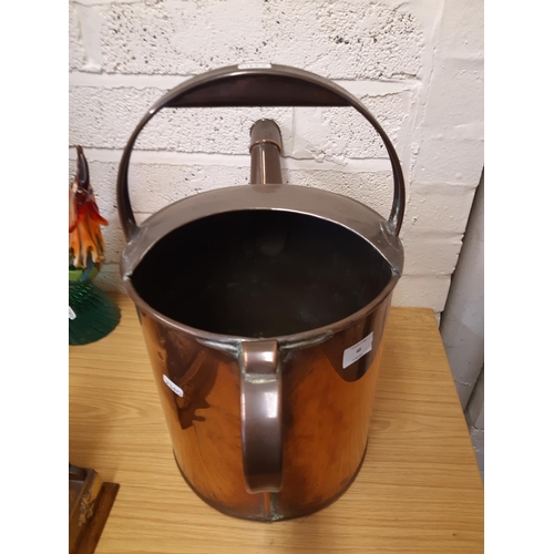 48 - A large full sized 19th century watering can - measuring approx. 48cm in height and 47cm in depth (h... 