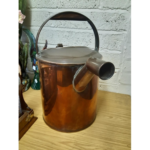 48 - A large full sized 19th century watering can - measuring approx. 48cm in height and 47cm in depth (h... 