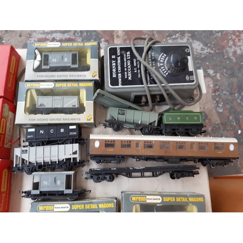 128 - A large collection of mostly Wrenn boxed and unboxed model railway accessories to include W6000 Pull... 