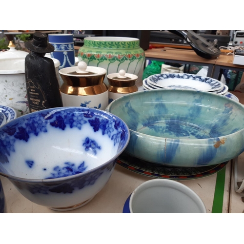 209 - A collection of mixed China to include blue and white Minton ‘Delft’ lidded tureen, Copeland Spode I... 