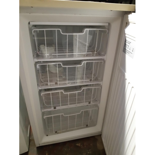 814 - A Labcold under counter freezer