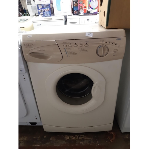 824 - A beige Hotpoint Aquarius WMA31 washing machine