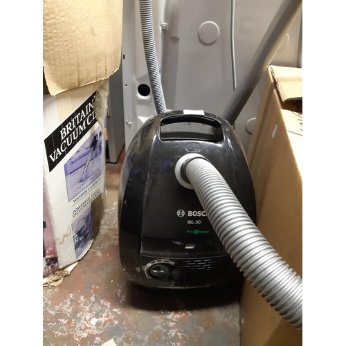 836 - A black Bosch GL30 cylinder vacuum cleaner