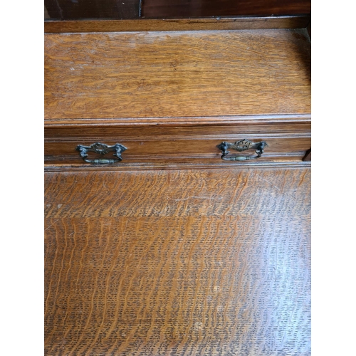 529 - An Edwardian oak dressing table with two short over two long drawers and upper bevel edged mirror - ... 