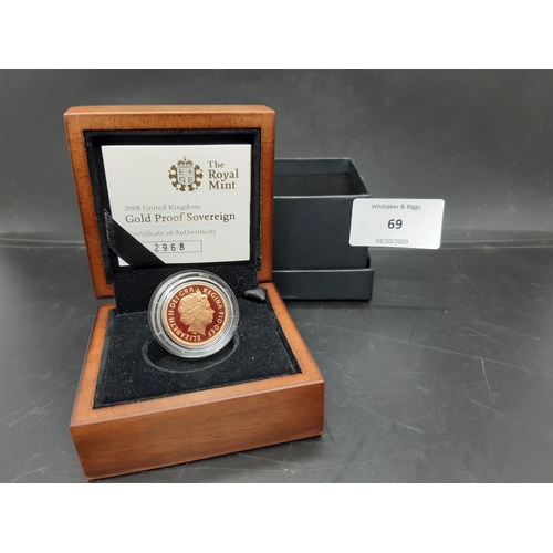 69 - A cased Royal Mint 2008 Gold proof sovereign - No. 2968 of 12500, weight 7.98 grams